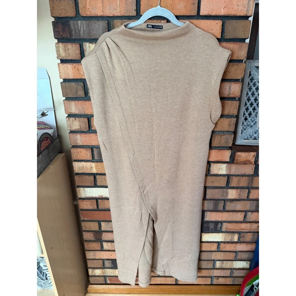 Zara Sleeveless Knit Midi Dress